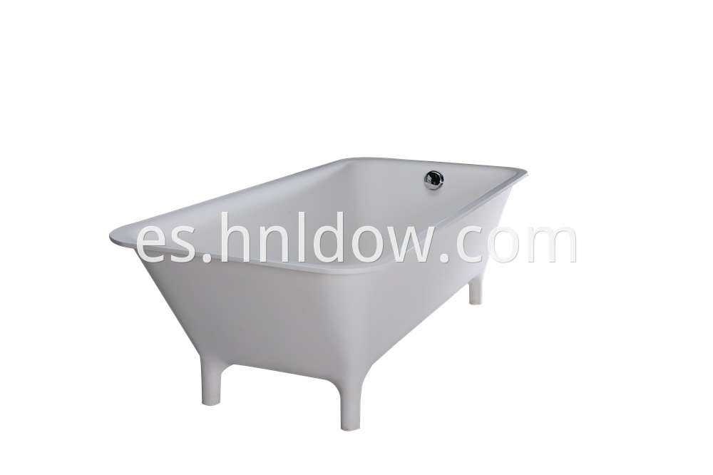 deep soaking bathtub